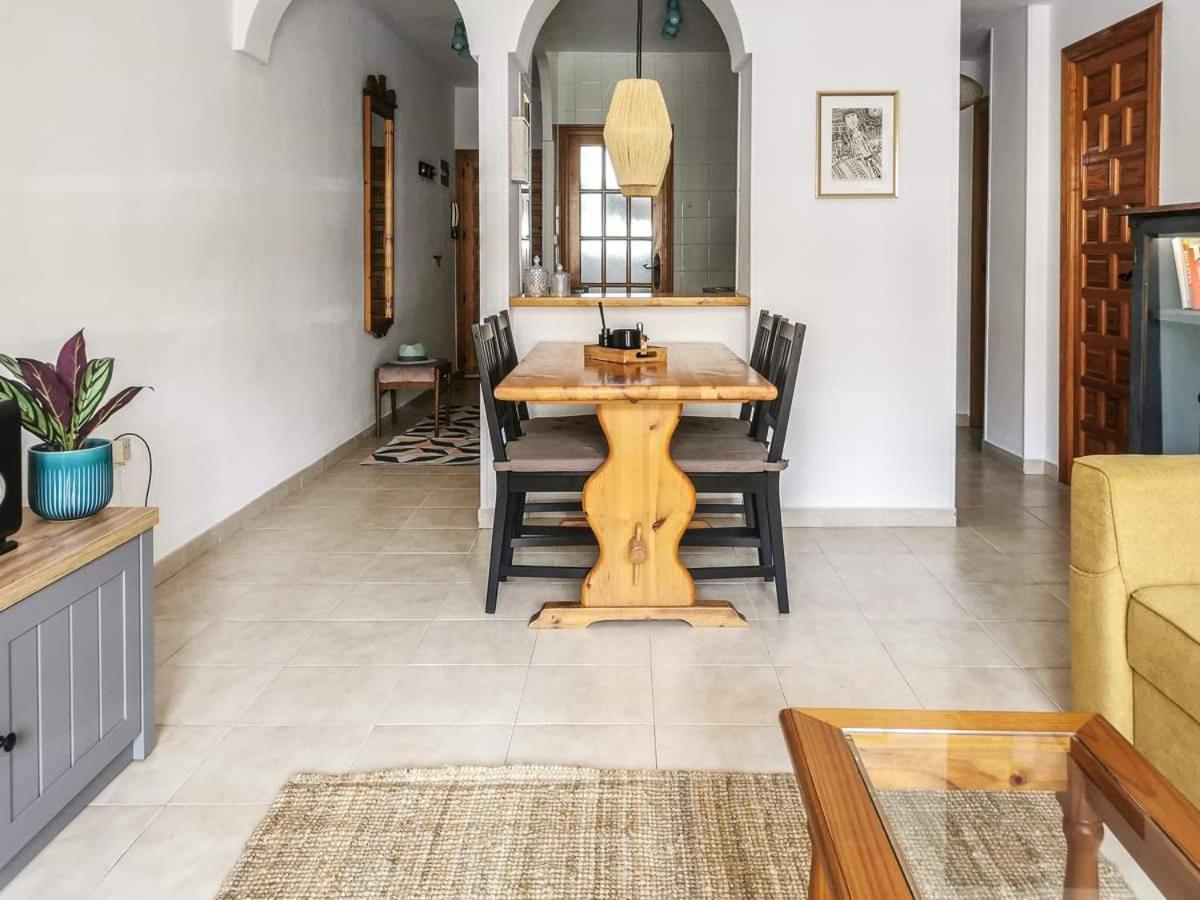 Casa Del Angel , Cosy 2 Bed Apartment,150M From Playa Los Locos Plus Beautiful Swimming Pool Torrevieja Extérieur photo