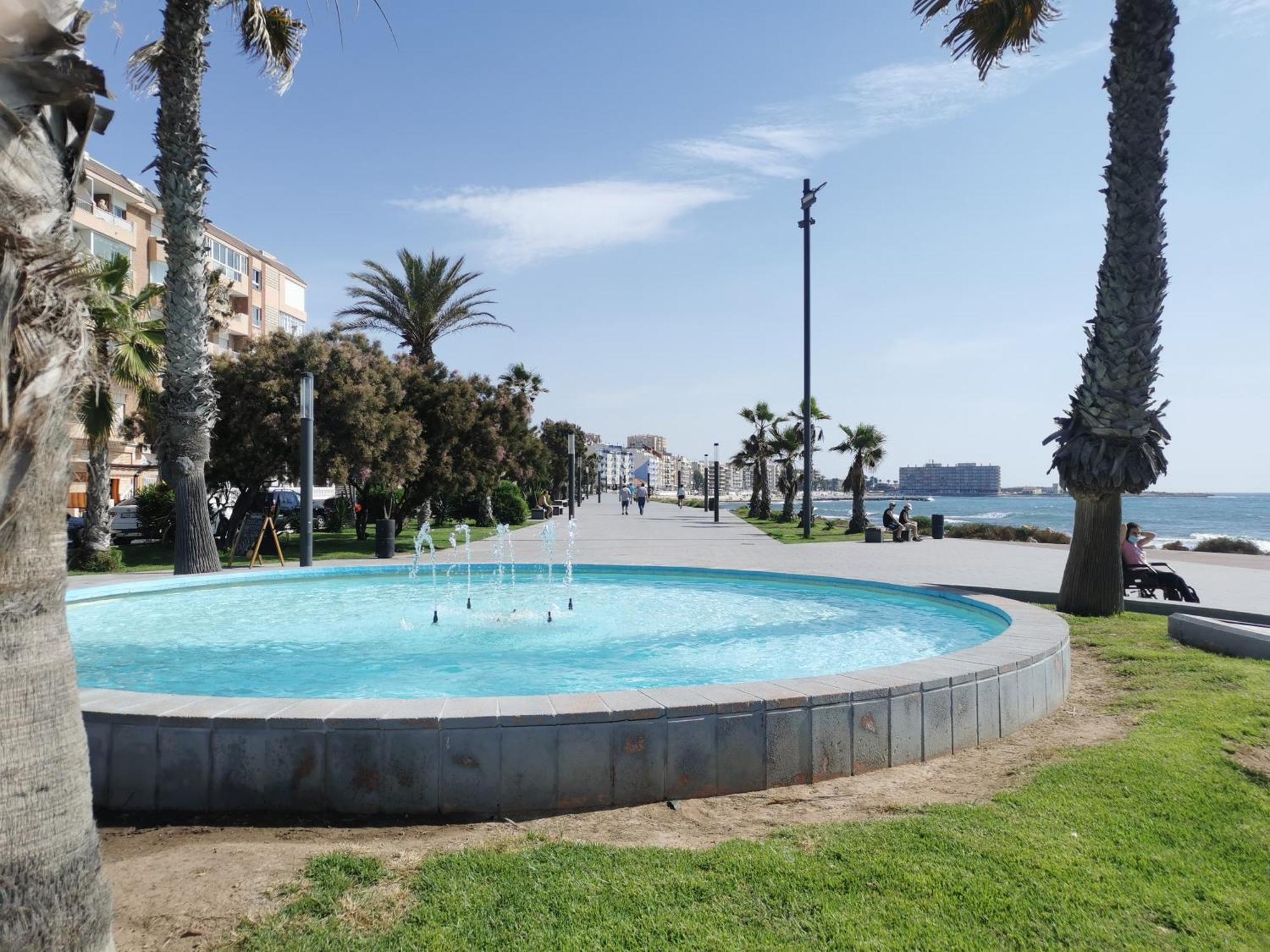Casa Del Angel , Cosy 2 Bed Apartment,150M From Playa Los Locos Plus Beautiful Swimming Pool Torrevieja Extérieur photo